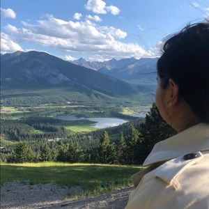 Meet your Posher, Hiba